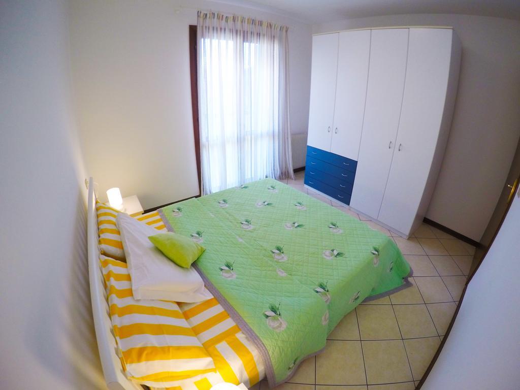 Residence Pineta - Agenzia Cocal Каорле Екстер'єр фото